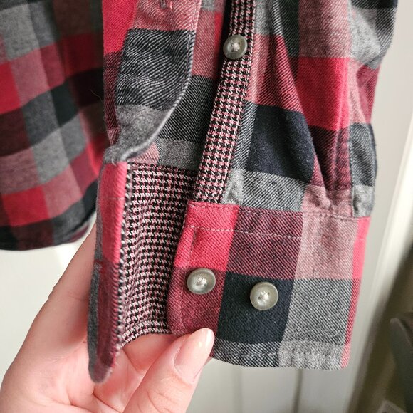 Men's Black Brown 1826 - Size L - Red, Grey &Black Plaid Flannel Button Up Shirt - Picture 6 of 9